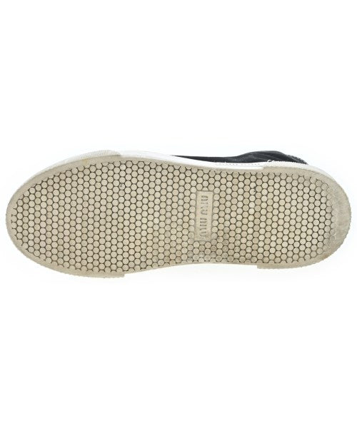 Miu Miu รองเท้าผ้าใบ