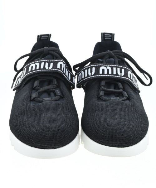 Miu Miu รองเท้าผ้าใบ