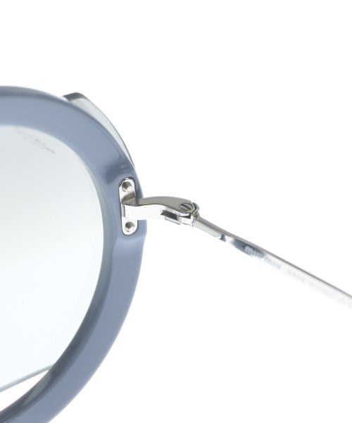 Miu Miu แว่นกันแดด