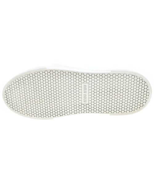 Miu Miu รองเท้าผ้าใบ