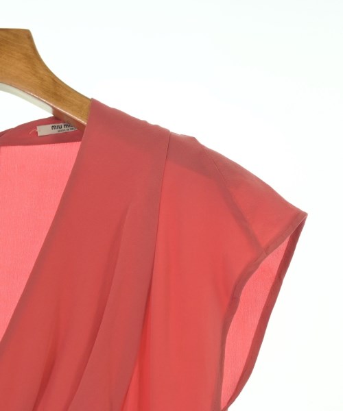 Miu Miu เสื้อสตรี