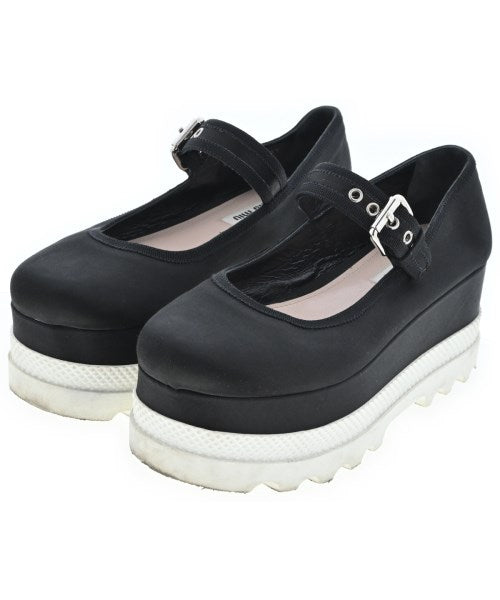 Miu Miu รองเท้าสวมทางการ