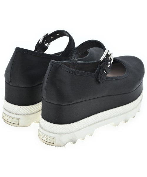 Miu Miu รองเท้าสวมทางการ