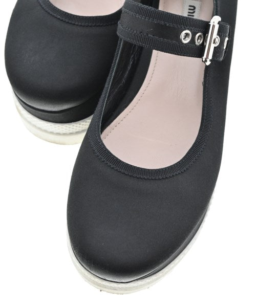 Miu Miu รองเท้าสวมทางการ