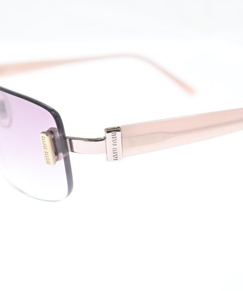 Miu Miu แว่นกันแดด