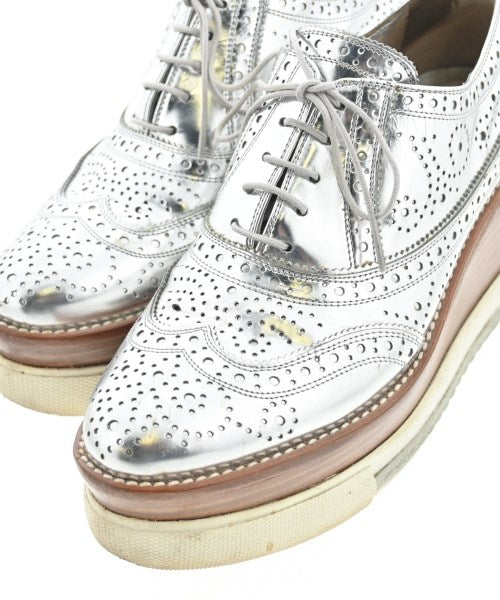 Miu Miu รองเท้าสวมทางการ