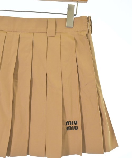 Miu Miu กระโปรงสั้น