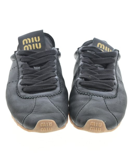 Miu Miu รองเท้าผ้าใบ