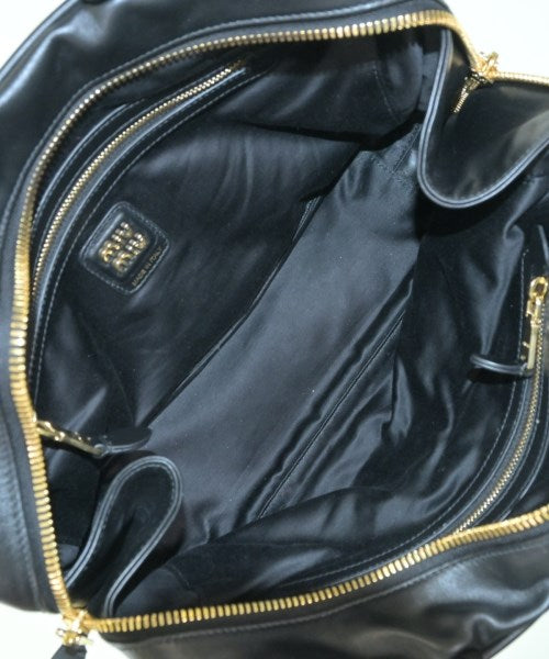Miu Miu กระเป๋าถือ