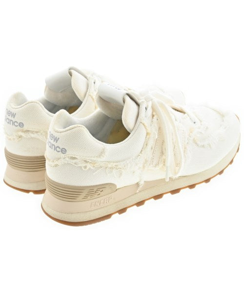 Miu Miu รองเท้าผ้าใบ