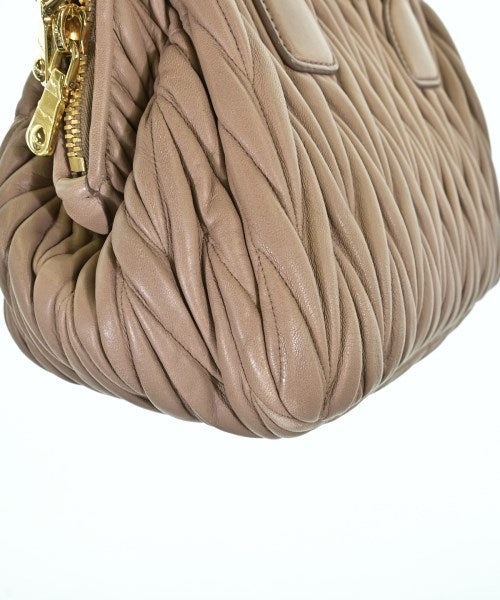 Miu Miu กระเป๋าถือ