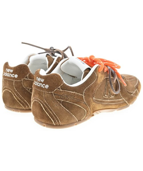 Miu Miu รองเท้าผ้าใบ
