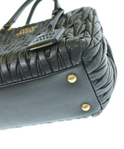 Miu Miu กระเป๋าถือ