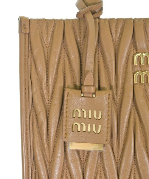 Miu Miu กระเป๋าถือ