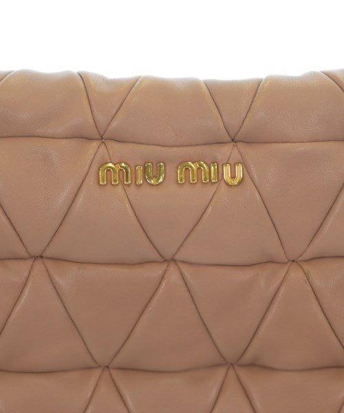 Miu Miu คลัตช์
