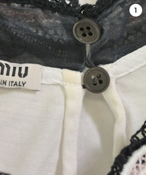 Miu Miu เสื้อยืด/เสื้อท็อปส์