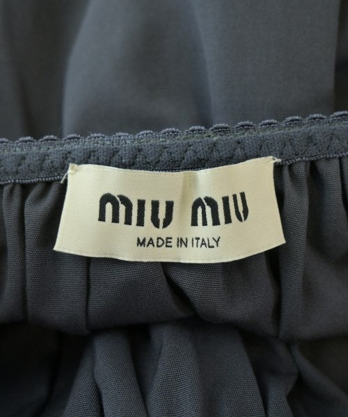 Miu Miu กระโปรงยาวถึงเข่า