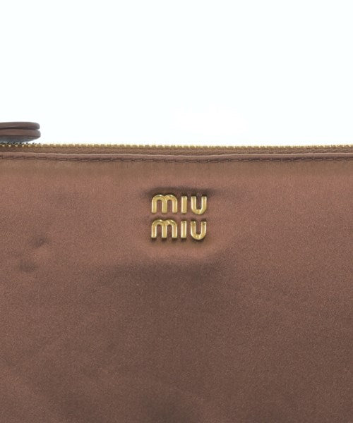 Miu Miu กระเป๋าสะพาย