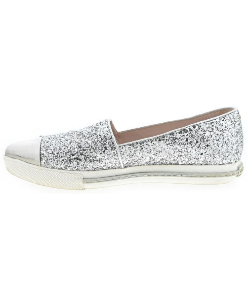 Miu Miu รองเท้าผ้าใบ