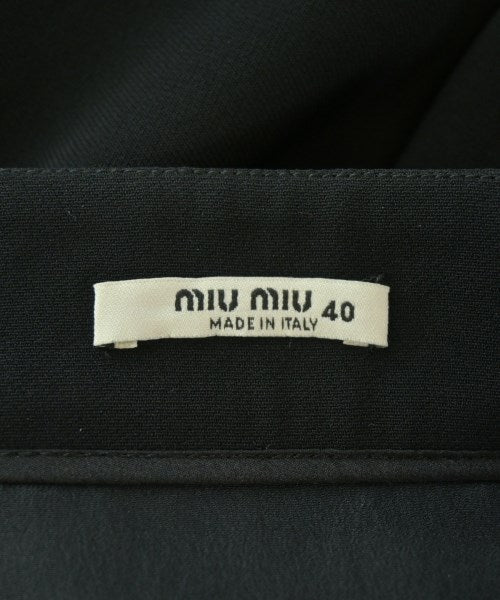 Miu Miu กระโปรงยาวถึงเข่า
