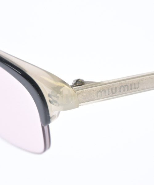 Miu Miu แว่นกันแดด