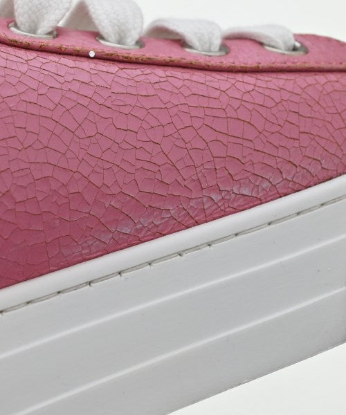 Miu Miu รองเท้าผ้าใบ