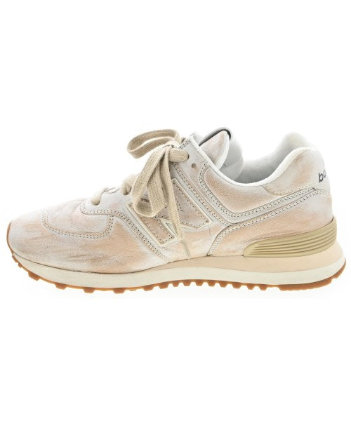 Miu Miu รองเท้าผ้าใบ