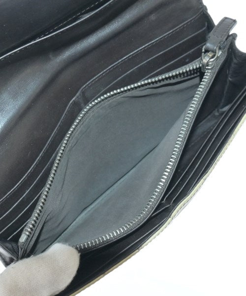 Miu Miu กระเป๋าสตางค์/กระเป๋าใส่เหรียญ