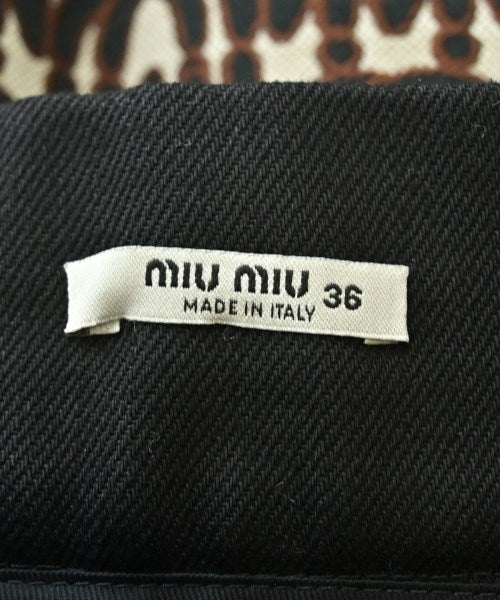 Miu Miu กระโปรงสั้น