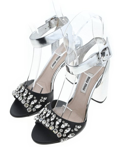 Miu Miu รองเท้าแตะ