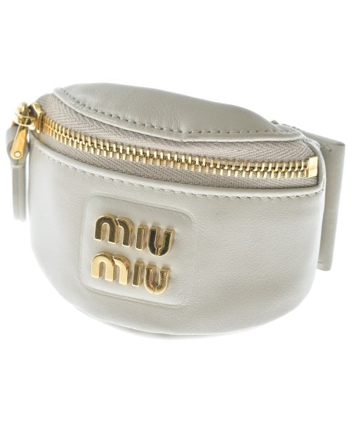 Miu Miu สร้อยข้อมือ/กำไล