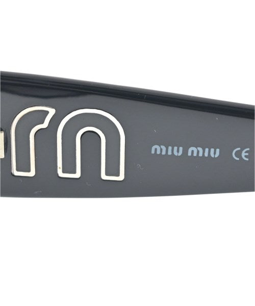 Miu Miu แว่นกันแดด