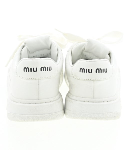 Miu Miu รองเท้าผ้าใบ