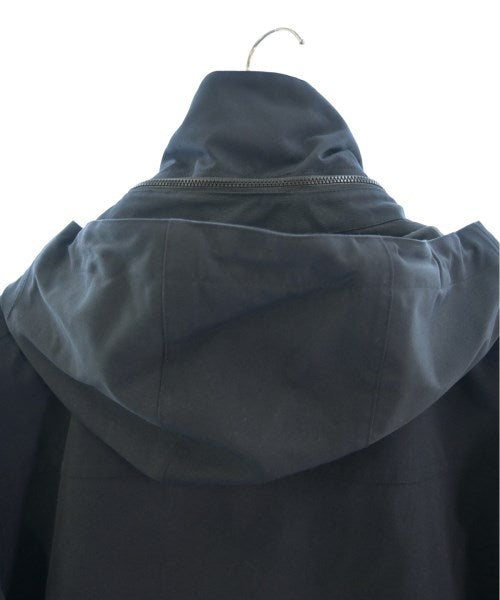 GR10K เสื้อโค้ท