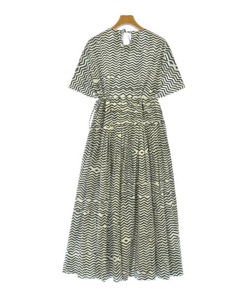 SARA LANZI ชุดเดรส