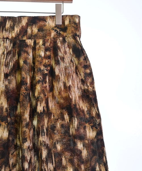 Y's กระโปรงยาวถึงเข่า