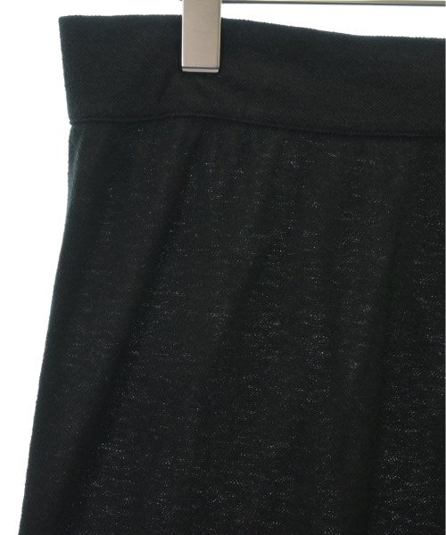 Y's กระโปรงยาวถึงเข่า