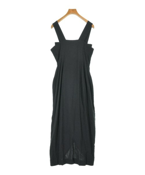 Y's ชุดเดรส