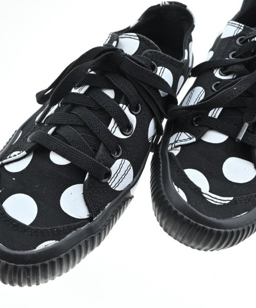 Y's รองเท้าผ้าใบ