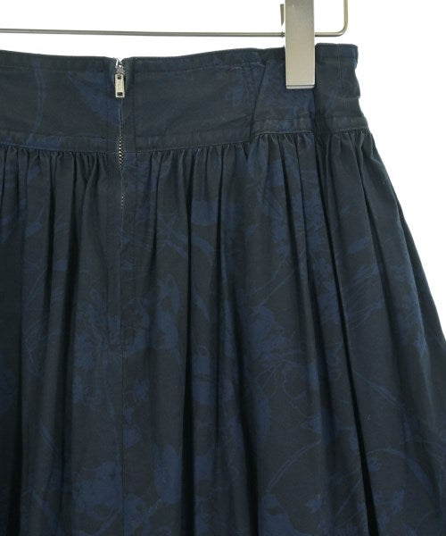 Y's กระโปรงยาวถึงเข่า