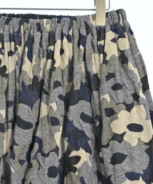 Y's กระโปรงยาวถึงเข่า