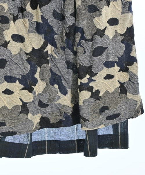 Y's กระโปรงยาวถึงเข่า