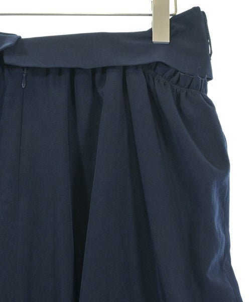 Y's กระโปรงยาวถึงเข่า