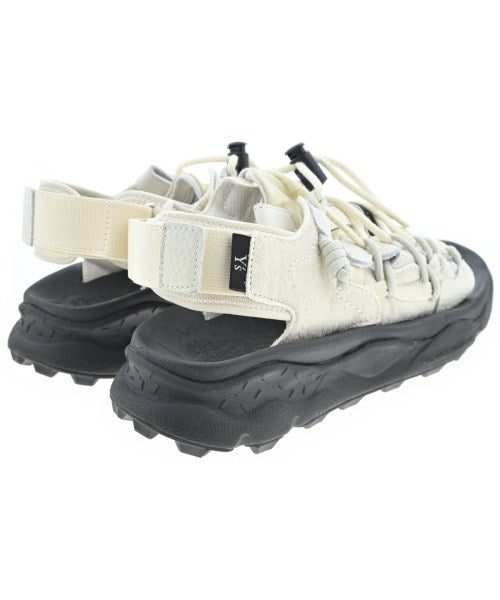 Y's รองเท้าแตะ