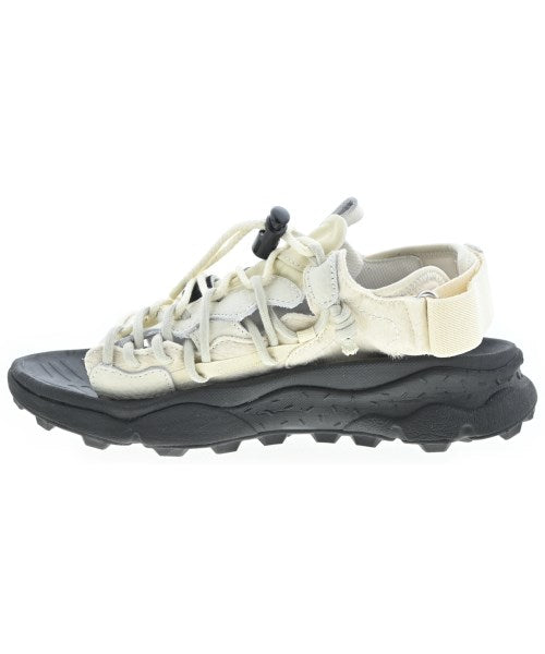 Y's รองเท้าแตะ