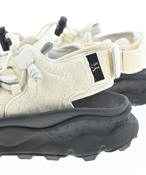 Y's รองเท้าแตะ