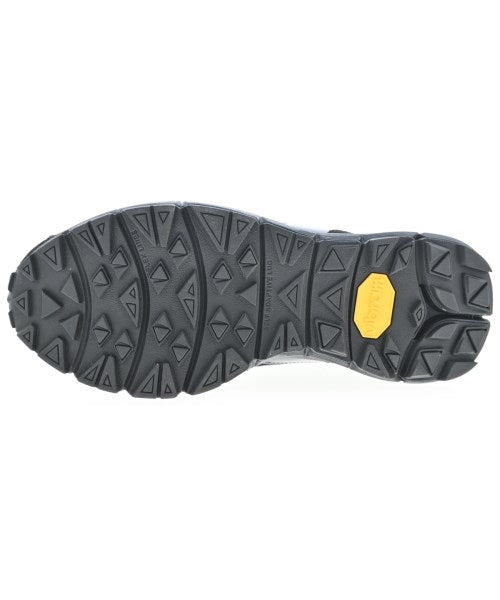 Y's รองเท้าผ้าใบ
