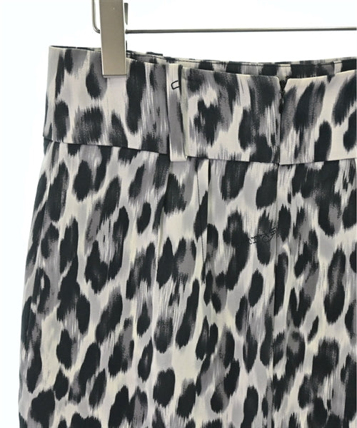 class roberto cavalli กระโปรงยาวถึงเข่า