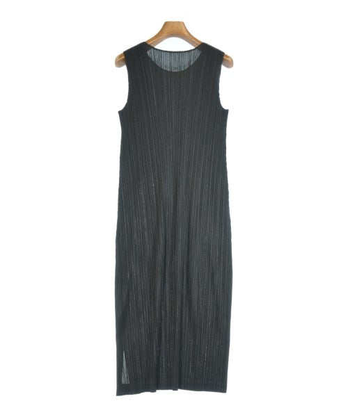 PLEATS PLEASE ชุดเดรส