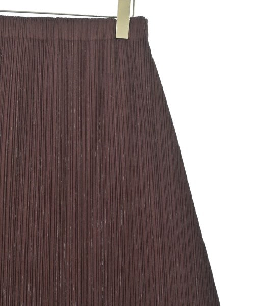 PLEATS PLEASE กระโปรงยาวถึงเข่า